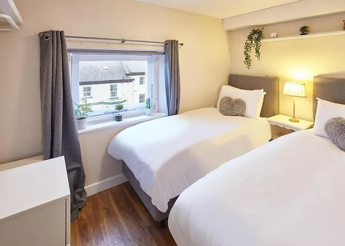 Host & Stay - Abbey Heights