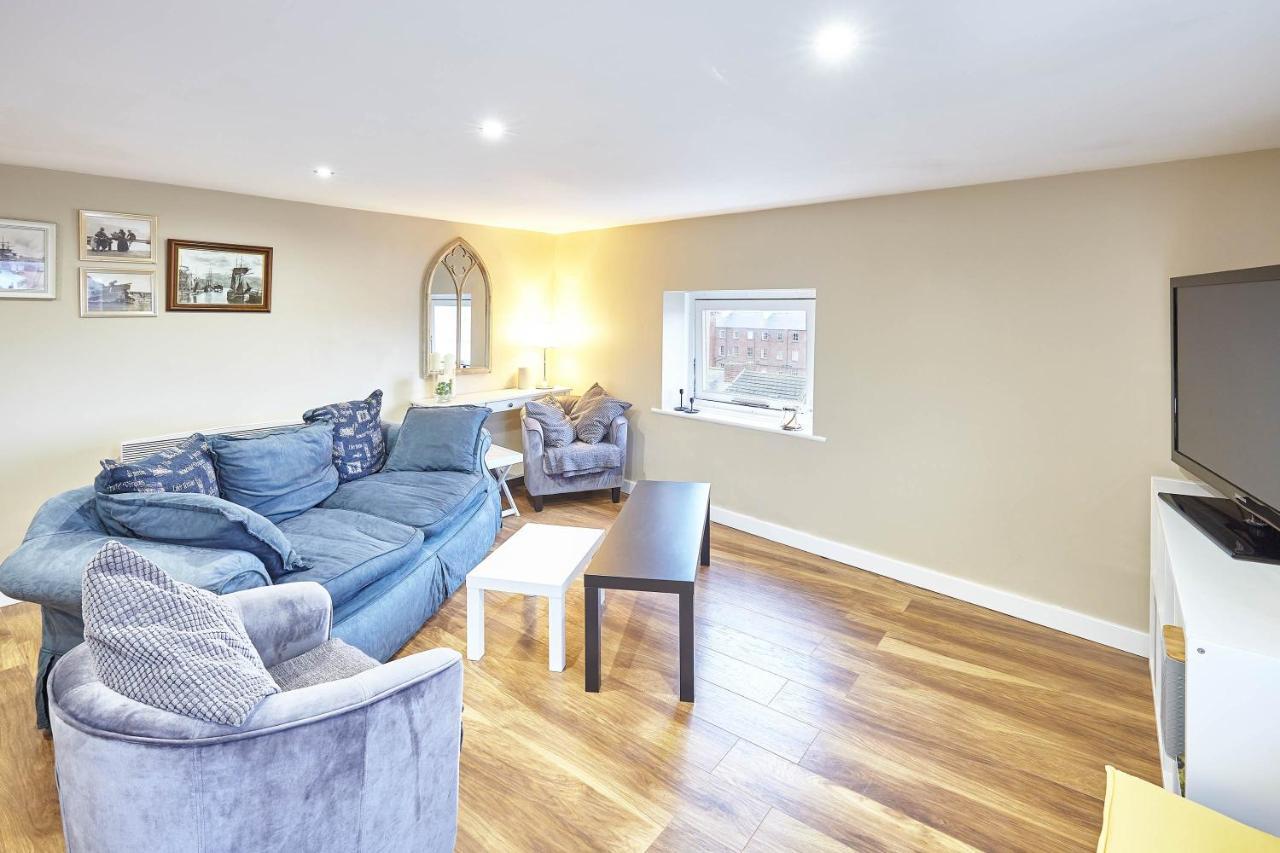 Apartment Host & - Abbey Heights *